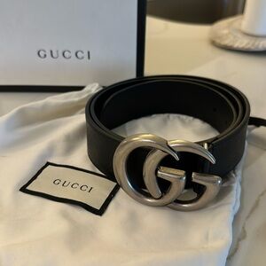 Gucci mens leather belt